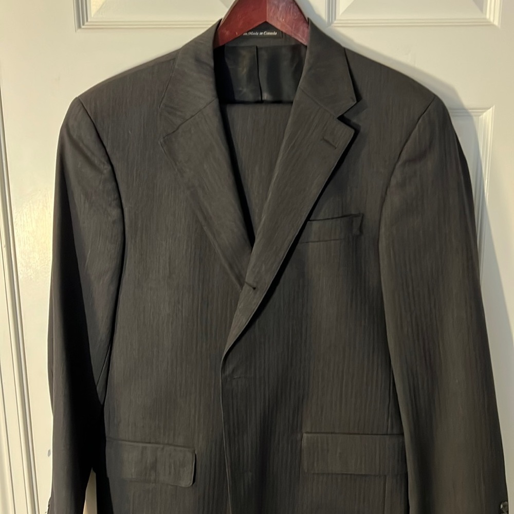 J Press Mens Suit 40R Charcoal Textured Vintage